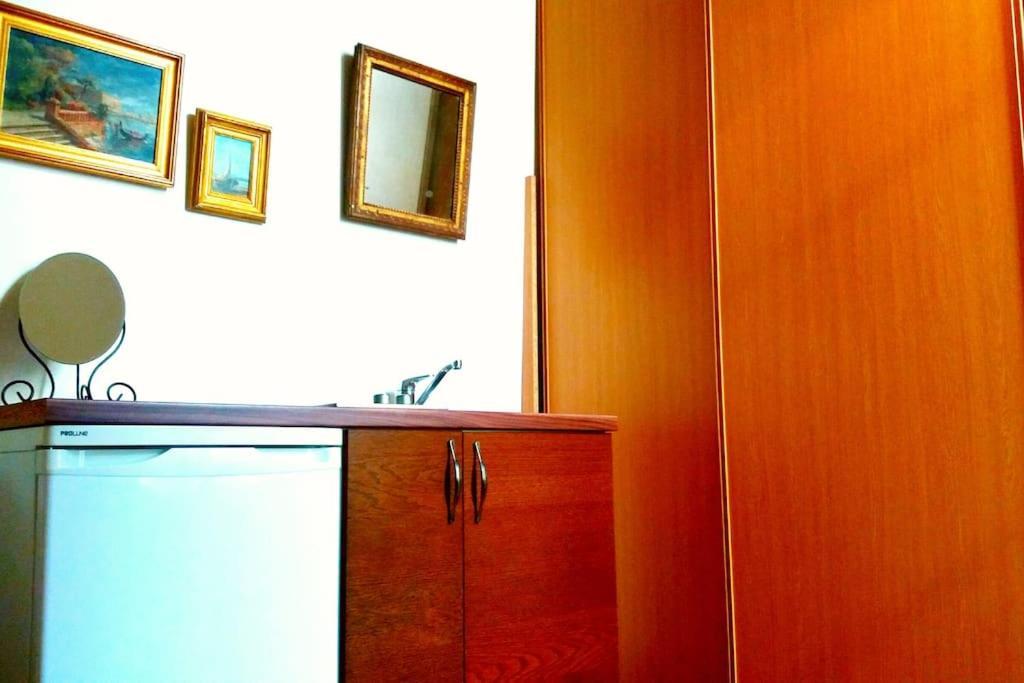 Small Luxurious Room In The Heart Of Saint Germain Paris Luaran gambar